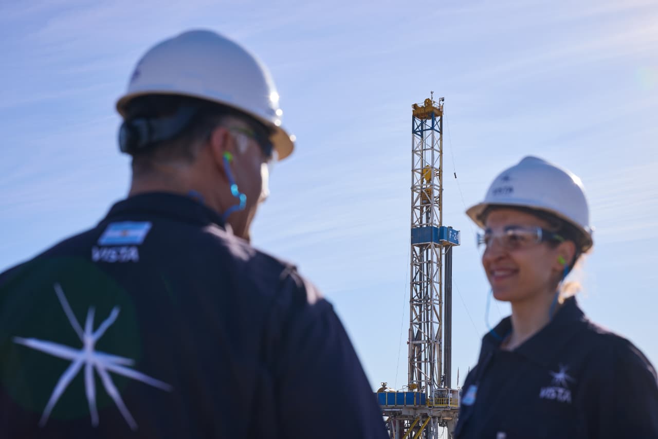 Vista Energy anuncia inversiones por USD 4.500 millones para impulsar su producción en Vaca Muerta
