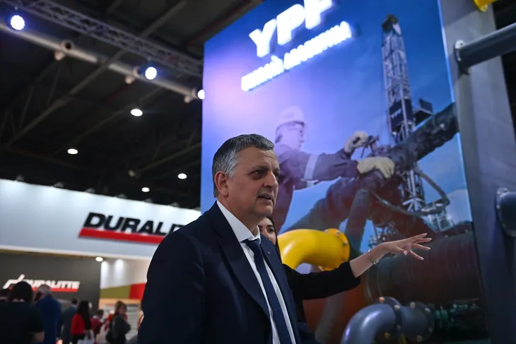 YPF tuvo que dar marcha atrás con la polémica venta de un yacimiento en Chubut  a una constructora sin experiencia