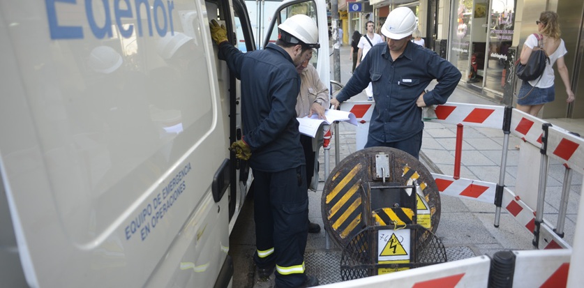 Edenor y Edesur tuvieron aumentos de tarifas muy por arriba de la inflación pero no pudieron evitar los grandes apagones