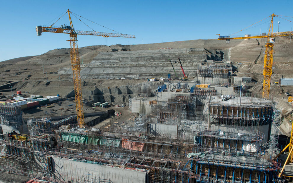 Firman un acuerdo para retomar las construcción de las represas de Santa Cruz pero quedan temas pendientes