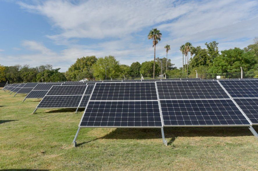 Buenos Aires amplía su oferta de energía renovable con 5 nuevos parques solares
