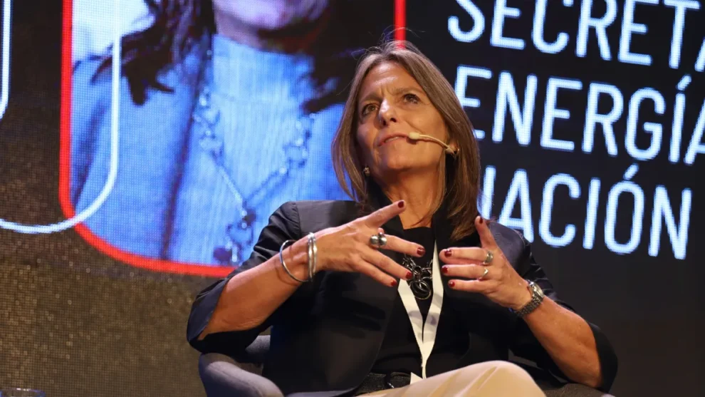 Pese a la disparada del crudo, el Gobierno avisa que no va tomar ninguna medida