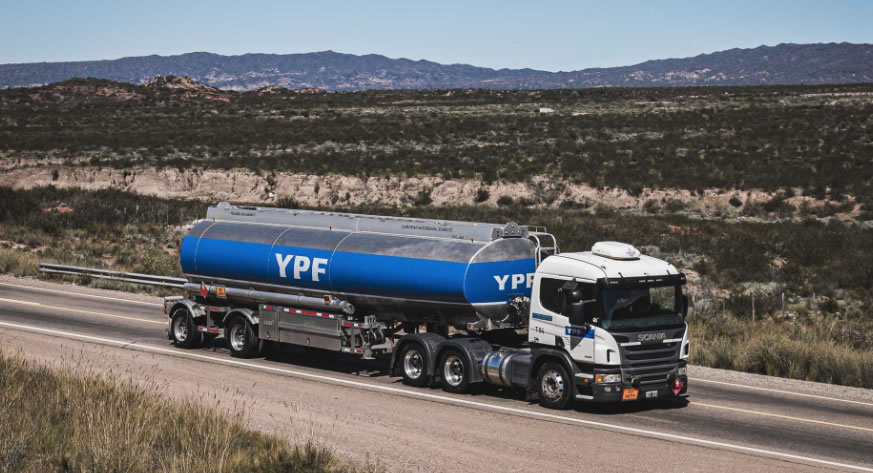 El Gobierno reduce el precio del biodiésel que se mezcla con gasoil para atenuar el impacto de la guerra