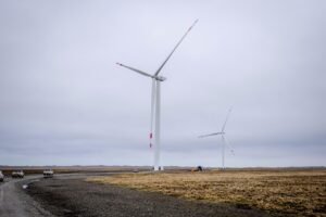 TotalEnergies inaugura en Tierra del Fuego el parque eólico más austral del mundo con un sistema híbrido único