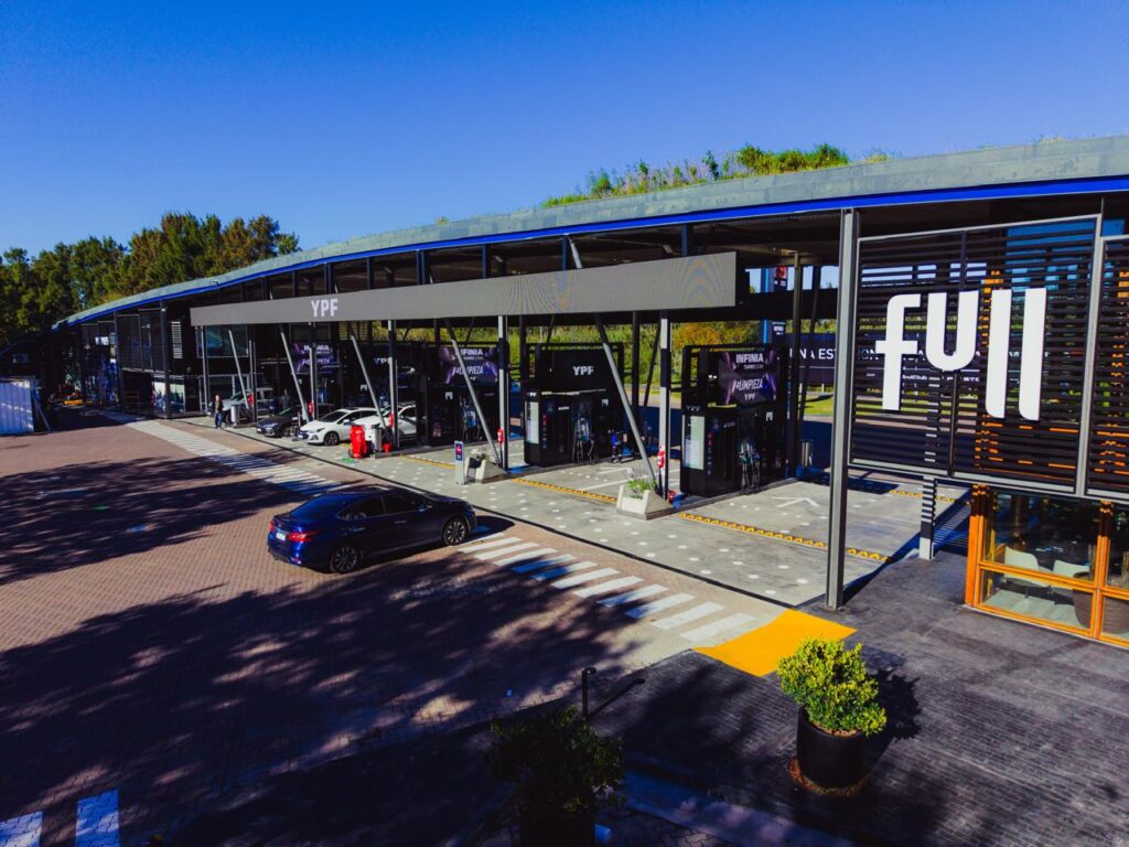 Lanzan "YPF Black" en Nordelta: la nueva apuesta de la compañía por el segmento premium