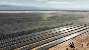 YPF Luz inauguró el parque solar El Quemado en Mendoza, el más grande del país