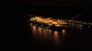 Exclusivo: llegó el último buque y se completó la importación de 23 cargamentos de GNL para este invierno