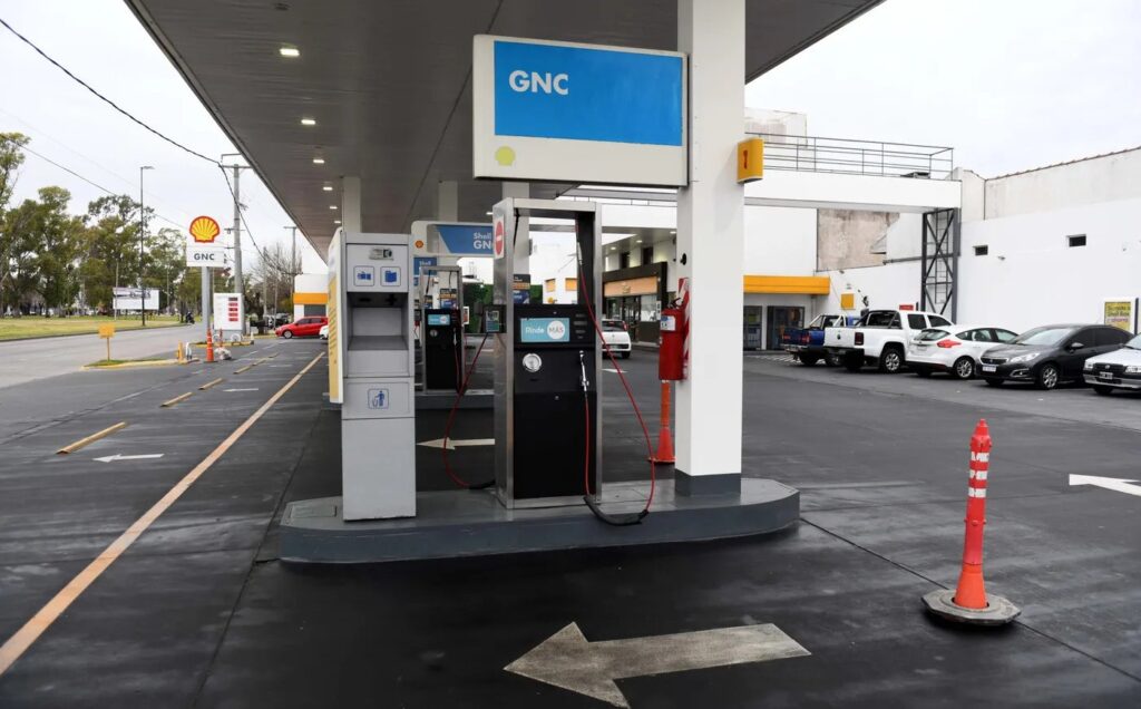 La ola de frío tensiona el sistema energético: cortes de luz y restricciones al GNC en el AMBA y La Plata