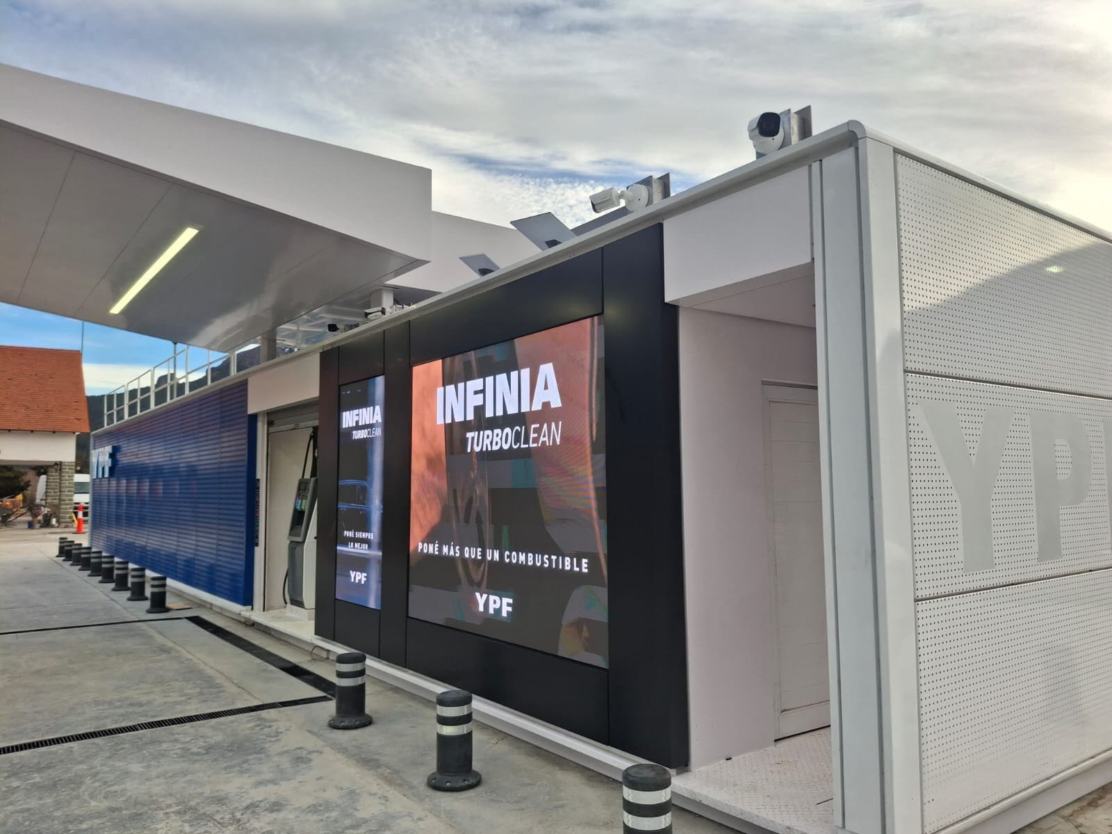 YPF inaugura una nueva “estación de cercanía” en el corazón del Parque Nacional Nahuel Huapi
